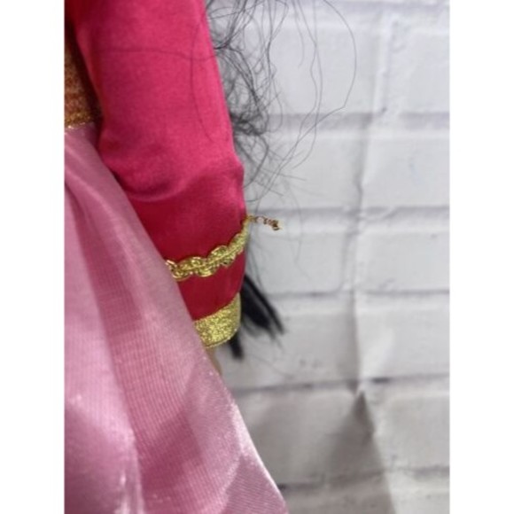 Disney Store It's A Small World INDIA Doll With Outfit Shoes Retired - Picture 14 of 16